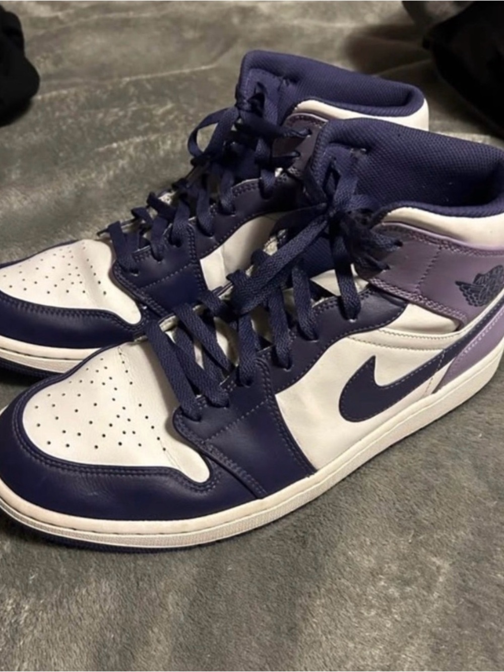 Nike Air Jordan 1 Mid in Purple and White